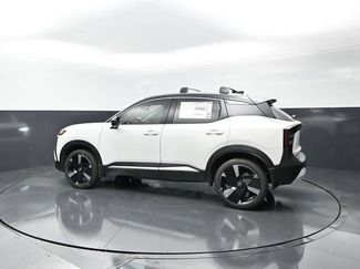 New 2026 Nissan Kicks SR FWD video 2