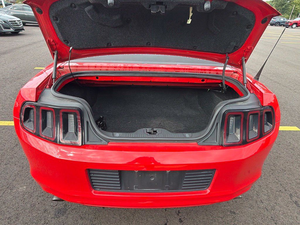 Used 2014 Ford Mustang Convertible RWD image 26