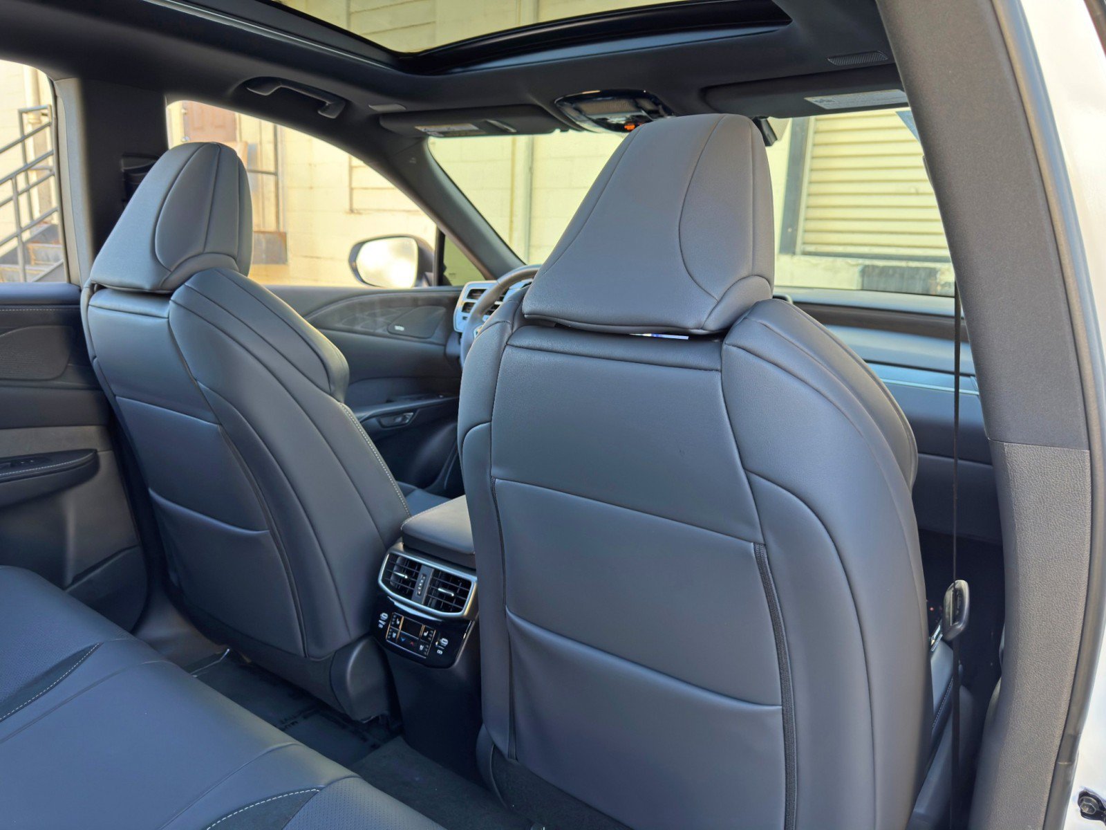 Used 2023 Lexus RX 500h F Sport w/ Cold Area Package AWD/4WD image 37