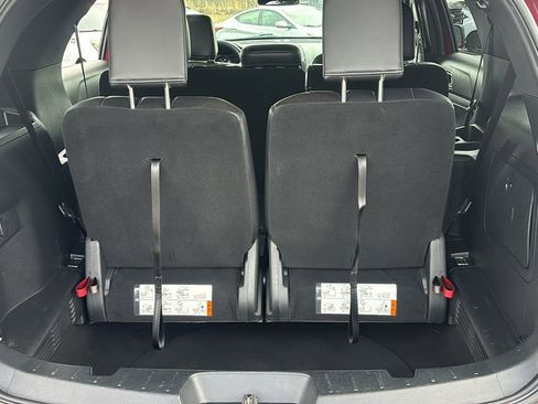 Used 2018 Ford Explorer XLT w/ Equipment Group 202A image 35