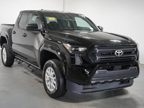 Certified 2026 Toyota Tacoma SR RWD image 3