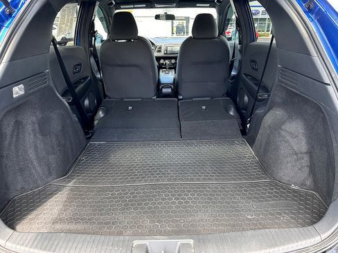 Used 2021 Honda HR-V Sport image 11