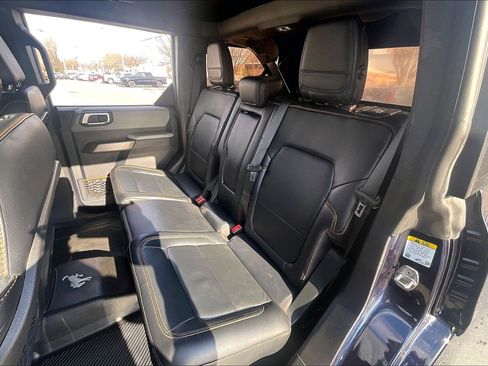 Used 2021 Ford Bronco Badlands image 31