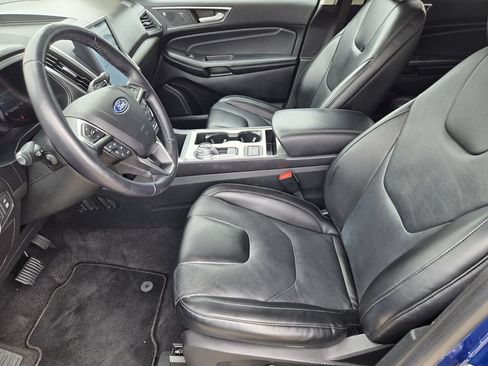 Used 2022 Ford Edge Titanium AWD/4WD image 9