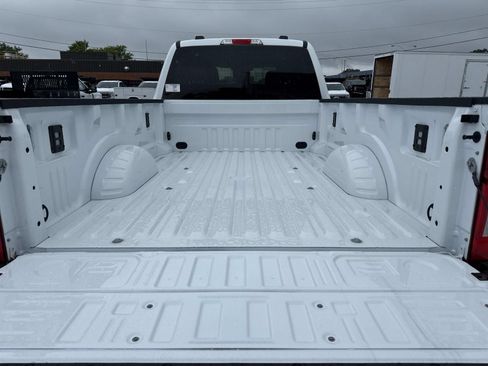 New 2026 Ford F250 XLT w/ FX4 Off-Road Package AWD/4WD image 12