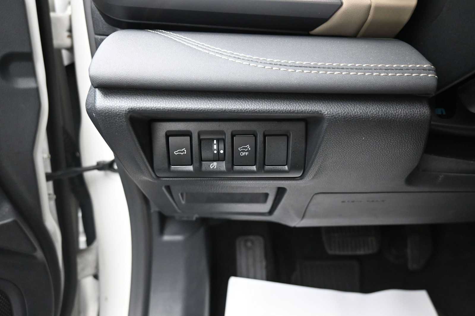 Used 2020 Subaru Outback Limited AWD/4WD image 9