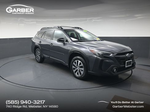 Used 2024 Subaru Outback Premium AWD/4WD image 1
