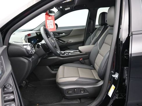 New 2026 Chevrolet Equinox LT w/ Convenience Package II image 39