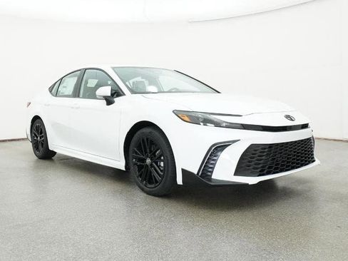 New 2026 Toyota Camry SE image 29