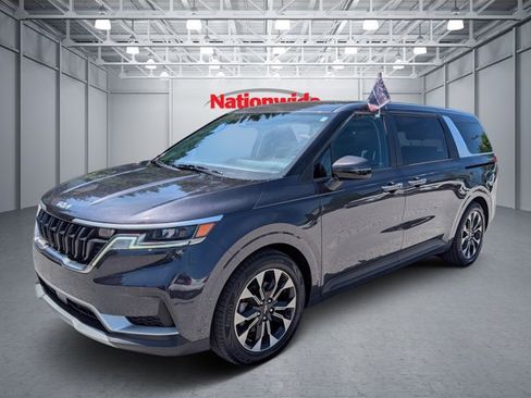 Certified 2024 Kia Carnival EX FWD image 1