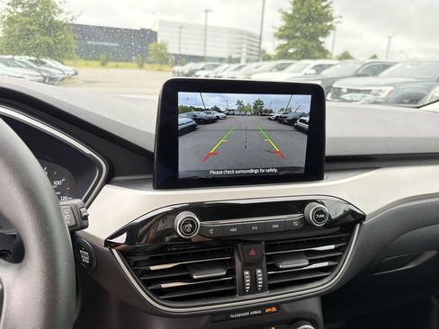 Used 2022 Ford Escape SE FWD image 27