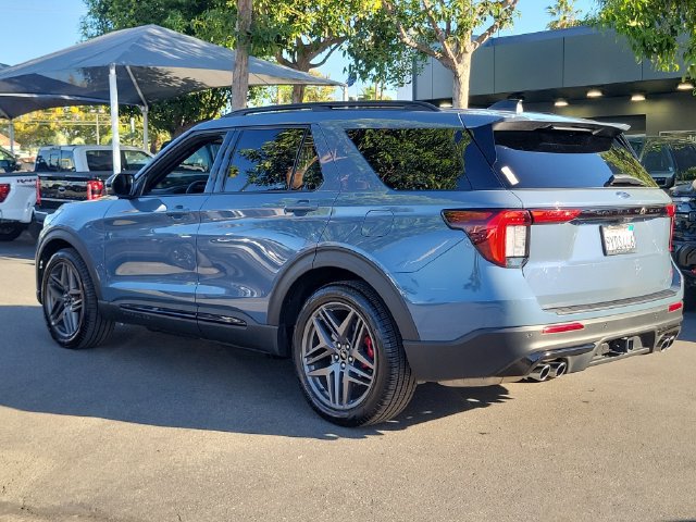 Used 2026 Ford Explorer ST w/ Sun And Sound Package AWD/4WD image 2