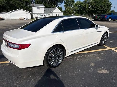 Used 2017 Lincoln Continental Reserve w/ Climate Package AWD/4WD image 3