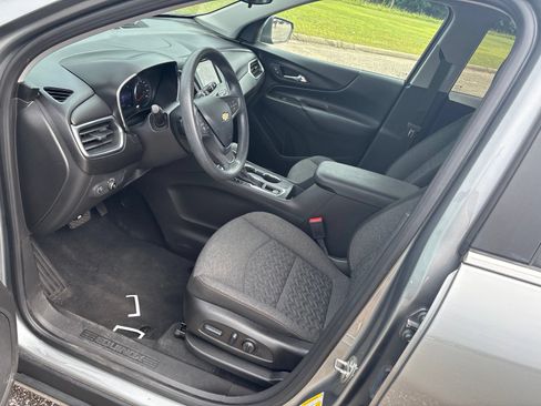 Used 2023 Chevrolet Equinox LT FWD image 8