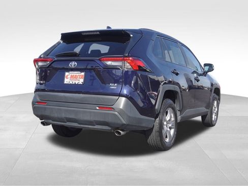 Used 2025 Toyota RAV4 XLE image 3