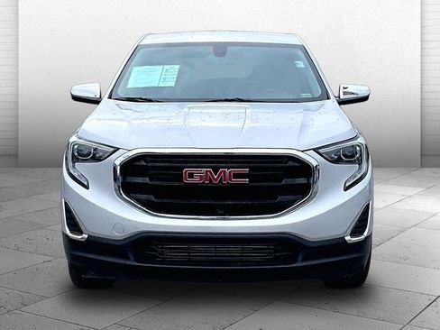 Used 2018 GMC Terrain SLE FWD image 2