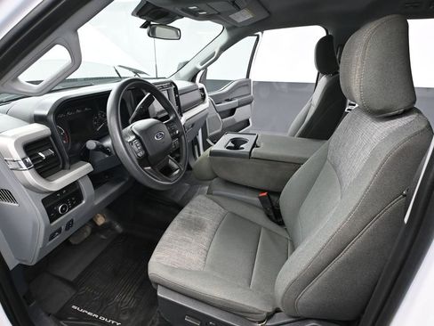Used 2024 Ford F350 XLT w/ FX4 Off-Road Package AWD/4WD image 22