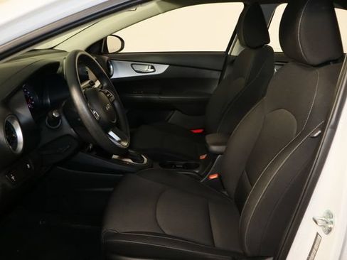 Used 2024 Kia Forte LXS FWD image 16