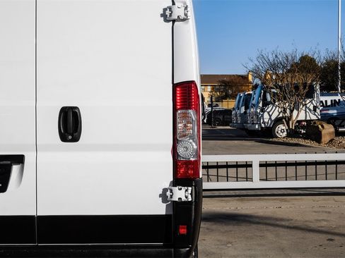 Used 2021 RAM ProMaster 2500 w/ Convenience Group image 42