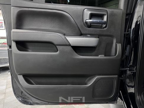 Used 2017 Chevrolet Silverado 1500 LT w/ All Star Edition AWD/4WD image 36