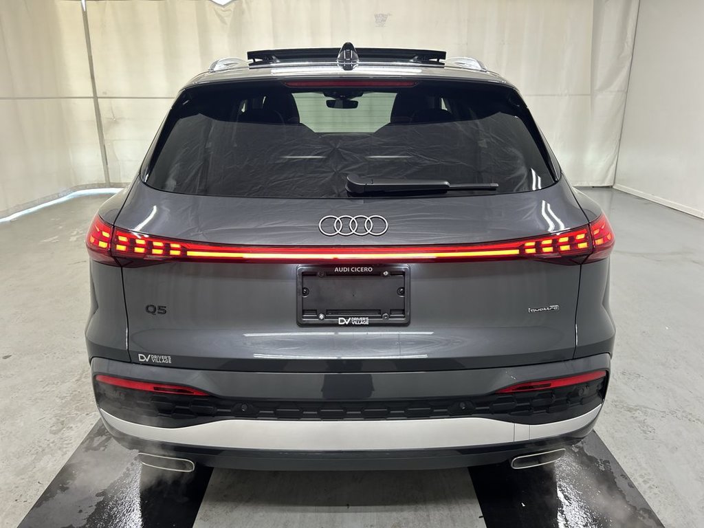 Used 2025 Audi Q5 Premium Plus w/ Premium Plus AWD/4WD image 22