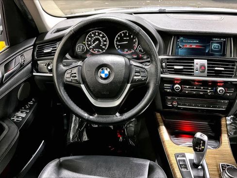 Used 2017 BMW X3 xDrive28i image 5