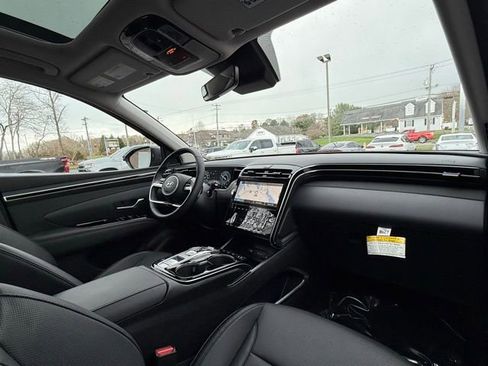 Used 2024 Hyundai Tucson Limited image 26