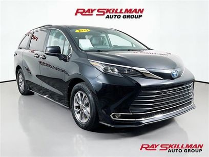 Used 2024 Toyota Sienna XLE