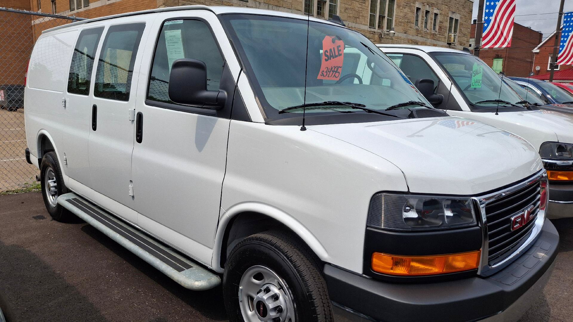 Used 2025 GMC Savana 2500 w/ Driver Convenience Package RWD image 1