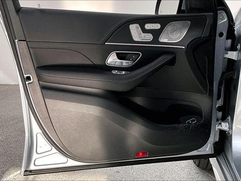 Used 2024 Mercedes-Benz GLE 350 4MATIC image 23