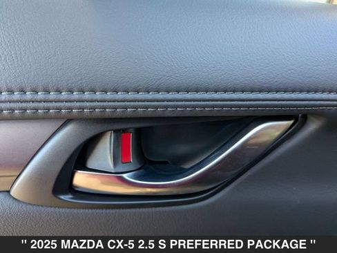 Used 2025 MAZDA CX-5 AWD 2.5 S w/ Preferred Package image 13