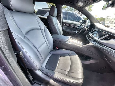 Used 2023 Buick Enclave Essence FWD image 27