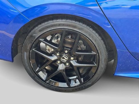 Used 2023 Honda Civic Sport image 9