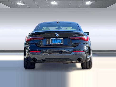 Used 2022 BMW 430i Coupe w/ M Sport Package image 9