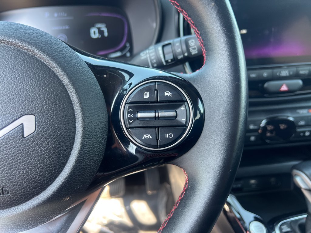 Certified 2023 Kia Soul GT-Line FWD image 16