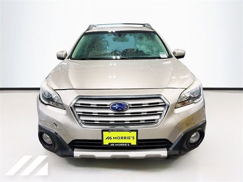 Used 2017 Subaru Outback 2.5i Limited image 2