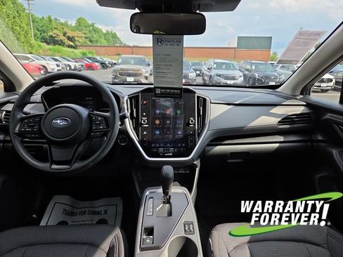Used 2024 Subaru Crosstrek 2.0i Premium AWD/4WD image 10