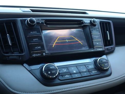 Used 2016 Toyota RAV4 XLE image 22