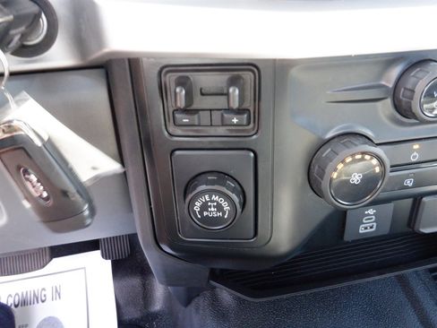 Used 2024 Ford F250 XL image 13