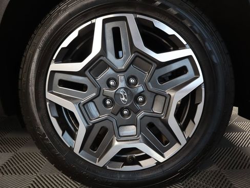 Used 2022 Hyundai Santa Fe Limited image 34