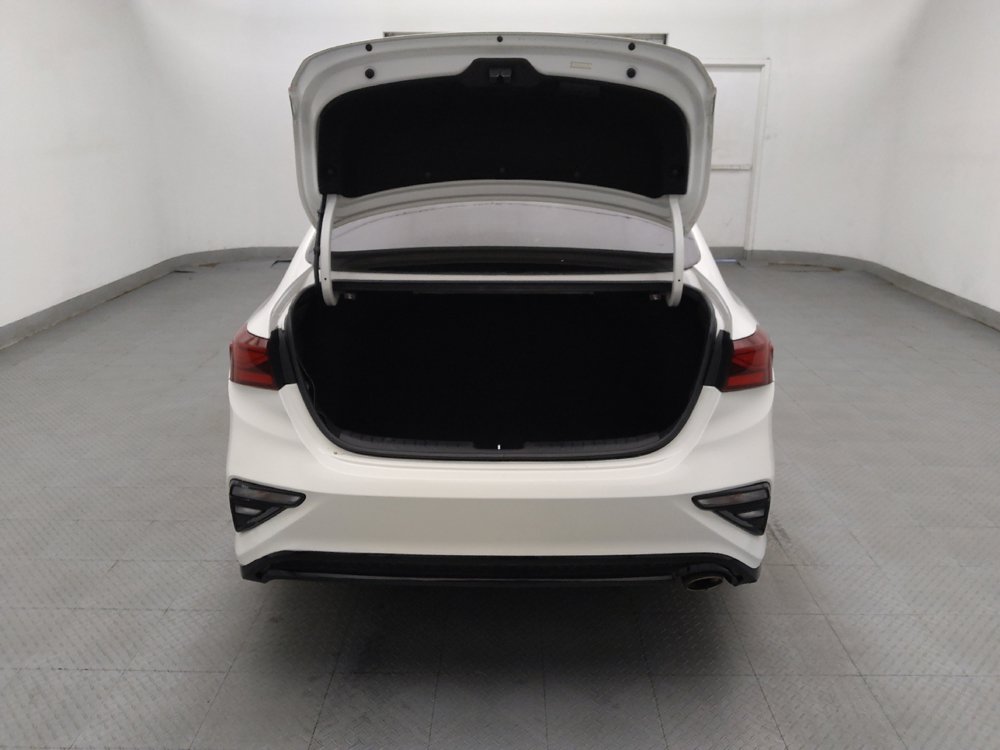 Used 2020 Kia Forte LXS FWD image 29