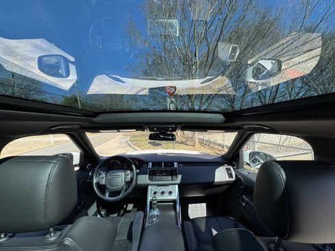 Used 2016 Land Rover Range Rover Sport SE image 15