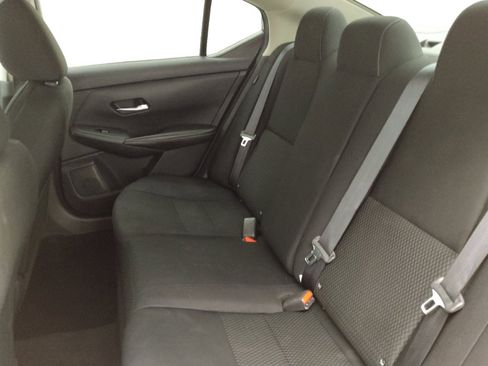 Used 2021 Nissan Sentra S FWD image 18