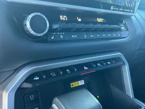 Used 2023 Toyota Tundra Platinum w/ Advanced Package image 37