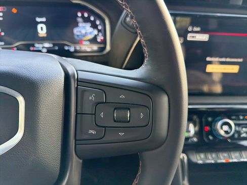 Used 2024 GMC Sierra 2500 AT4 w/ AT4 Premium Plus Package image 14