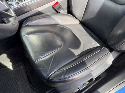 Used 2020 Ford Edge Titanium AWD/4WD image 17