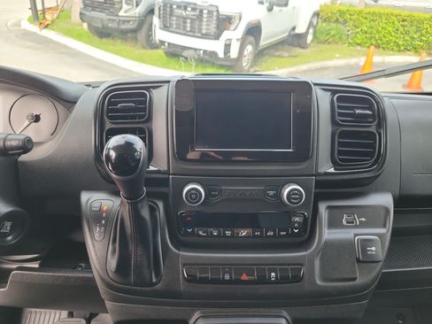 Used 2026 RAM ProMaster 2500 w/ Convenience Group FWD image 20