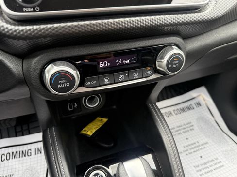 Used 2020 Nissan Kicks SV FWD image 27