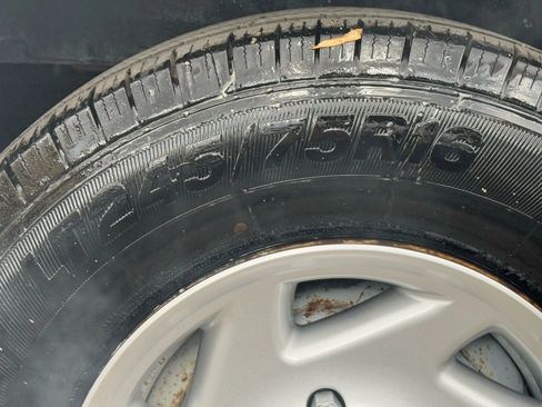 Used 2007 Ford E-250 and Econoline 250 Extended image 19