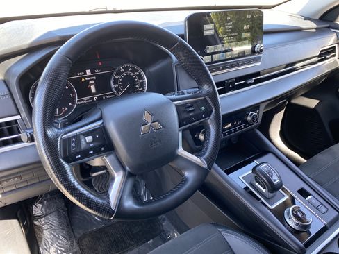 Used 2024 Mitsubishi Outlander SE AWD/4WD image 20